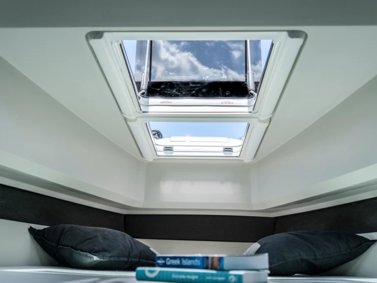 Wynajem Motorówka Saxdor z patentem 