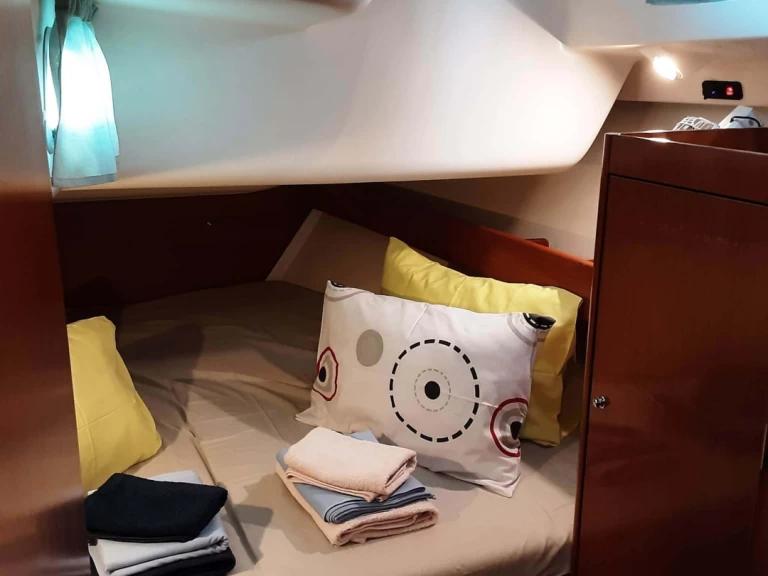 Wynajem łodzi Salamína tanio Cyclades 43.4