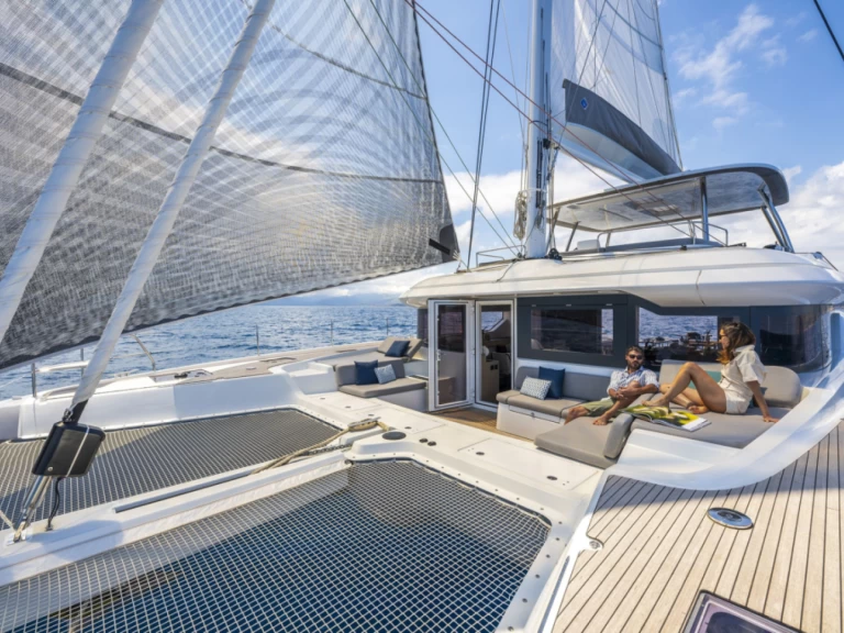 Wynajmij Lagoon Lagoon 60 w Kastel Gomilica