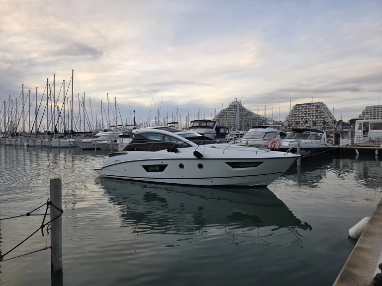 Wynajem Motorówka Bénéteau z patentem 