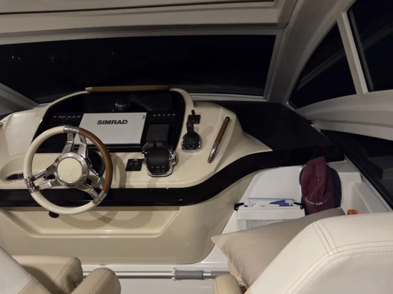 Wynajmij Bénéteau Gran Turismo 40 w Porto-Vecchio