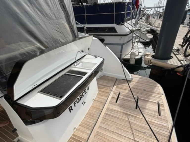 Wynajem łodzi Porto-Vecchio tanio Gran Turismo 40