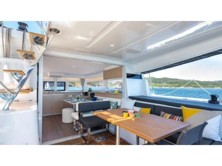Lagoon Lagoon 43 - OWNER VERSION między profesjonalistami a osobami prywatnymi w Sukosan