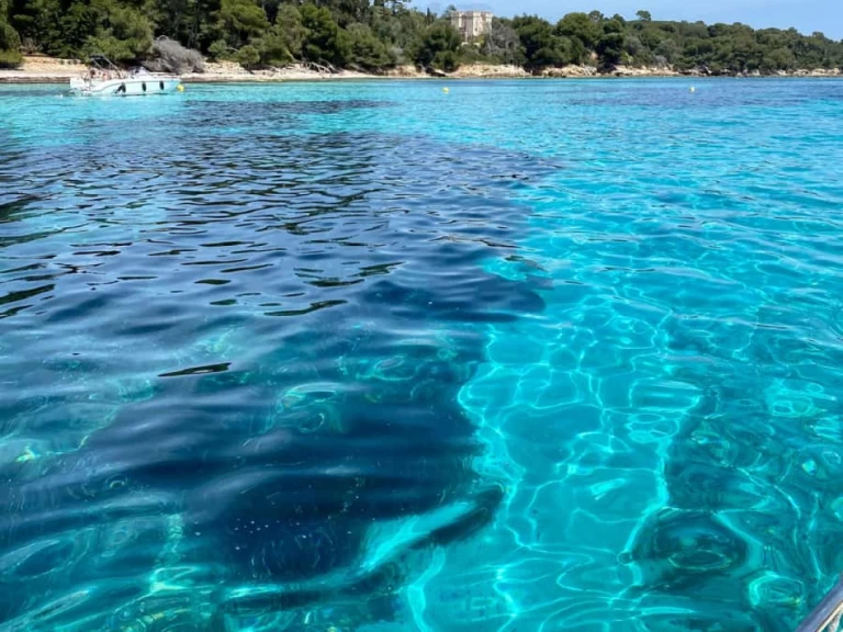 Wynajmij Bénéteau Flyer 6 SUNdeck w Cannes