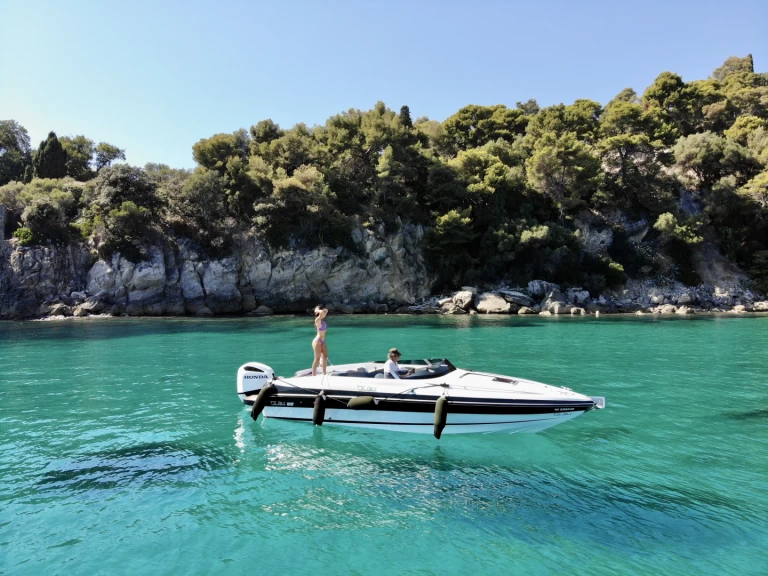 Wynajem łodzi Menton tanio Mito 23