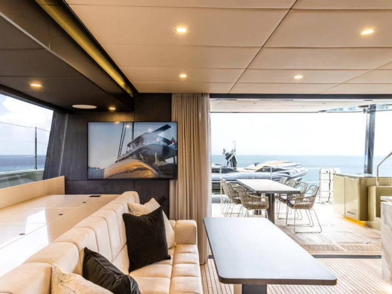 Wynajem Katamaran Sunreef z patentem 