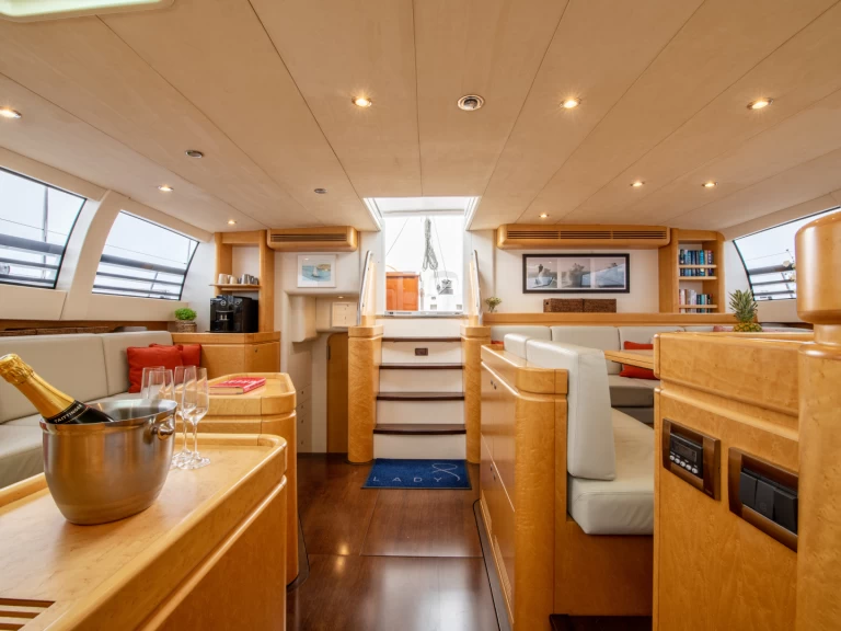 Wynajmij Cnb CNB Bordeaux 95 w Southampton