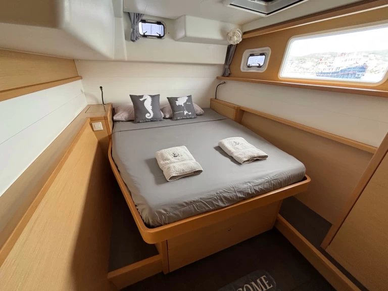 Wynajem łodzi Lagoon Lagoon 450 w Santa Eularia des Riu na SamBoat 