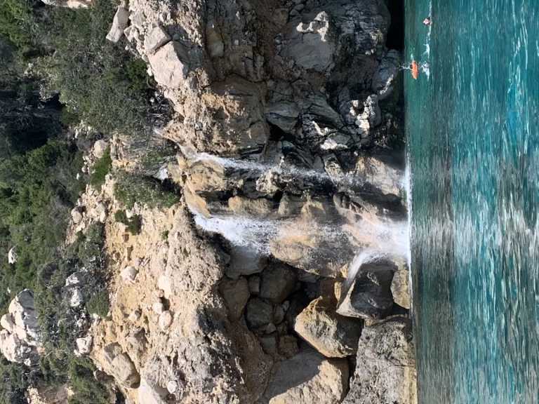 Wynajmij Łódż półsztywna z lub bez skippera AT Marine w Arbatax