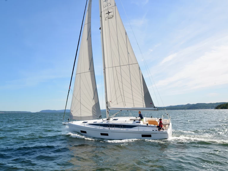 Wynajem łodzi Bavaria Bavaria C42 w Cecina na SamBoat 
