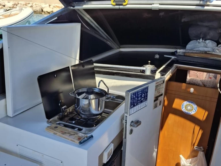 Wynajem łodzi Taranto tanio Mochi 40