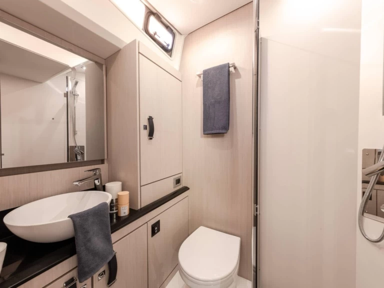 Wynajem łodzi Brindisi tanio Jeanneau 60