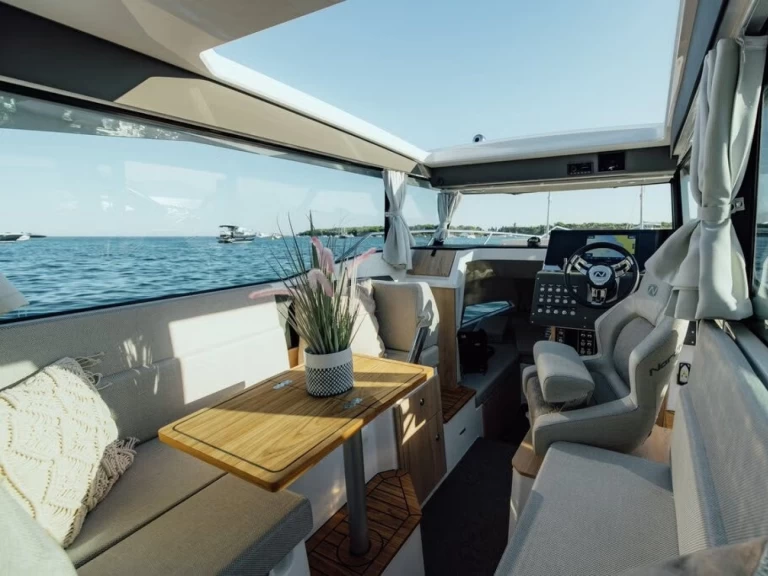Wynajem łodzi Eleusis tanio Nordkapp Coupe 905