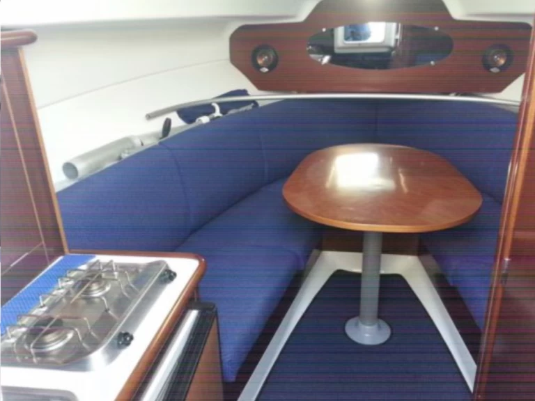 Wynajmij Motorówka z lub bez skippera Bénéteau w Bormes-les-Mimosas