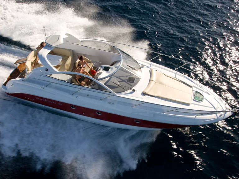 Wynajem Motorówka Bénéteau z patentem 