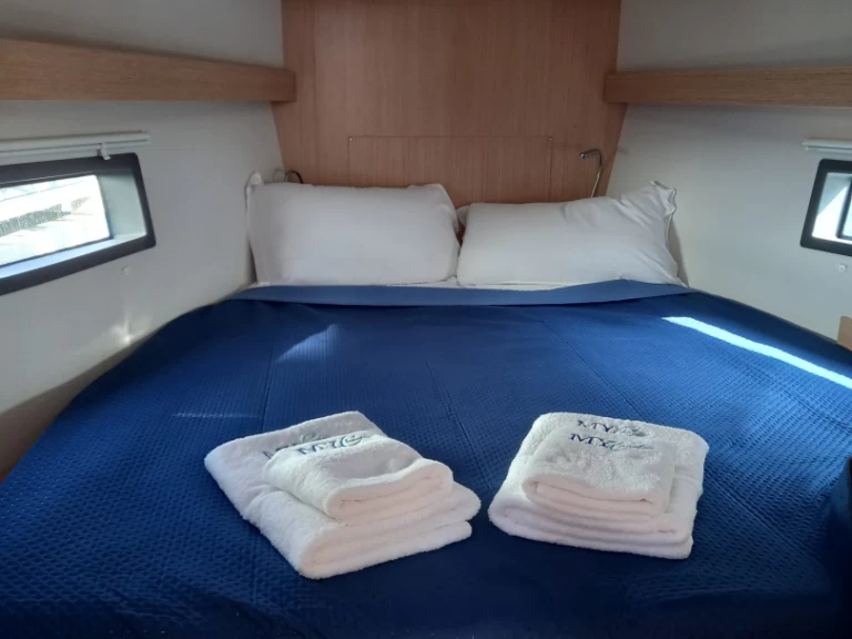 Wynajem łodzi Cecina tanio Bavaria C42