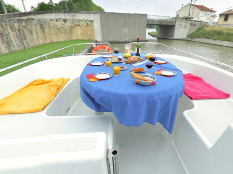 Wynajmij Le Boat Salsa A w Homps