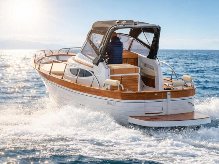 Wynajmij Motorówka z lub bez skippera Salpa w Sorrento