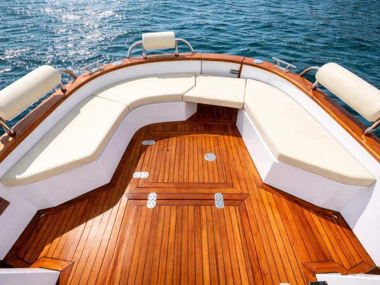 Wynajem w Sorrento- Salpa Salpa 650 na SamBoat