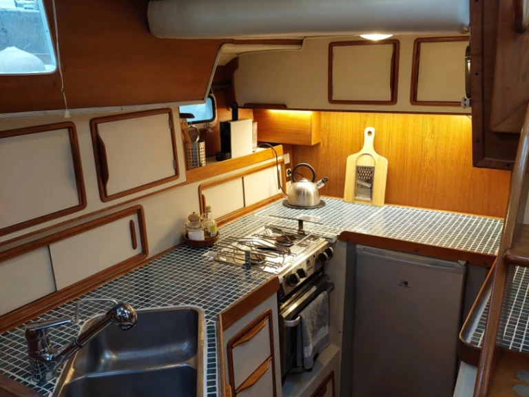 Wynajem Żaglowiec Irwin z patentem 