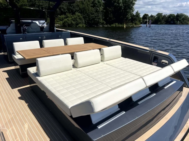 Wynajem łodzi Pardo Yachts Pardo 43 w Saint-Tropez na SamBoat 