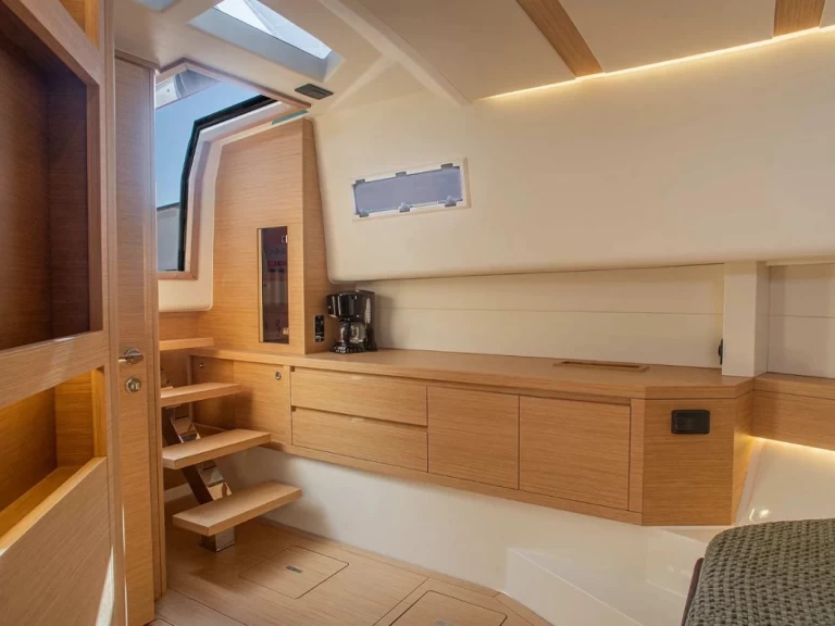 Wynajmij Motorówka z lub bez skippera Pardo Yachts w Saint-Tropez