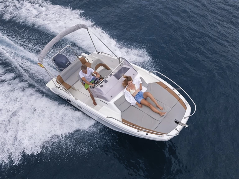 Wynajem łodzi Bénéteau Flyer 6 w Saint-Raphael na SamBoat 