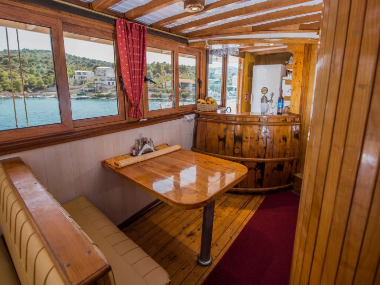 Wynajem w Chorwacja-  Custom Built Aluminum Cutter NOVI DAN na SamBoat