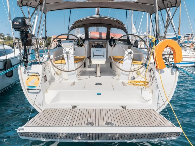 Wynajem łodzi Rhodes (City) tanio Cruiser 41