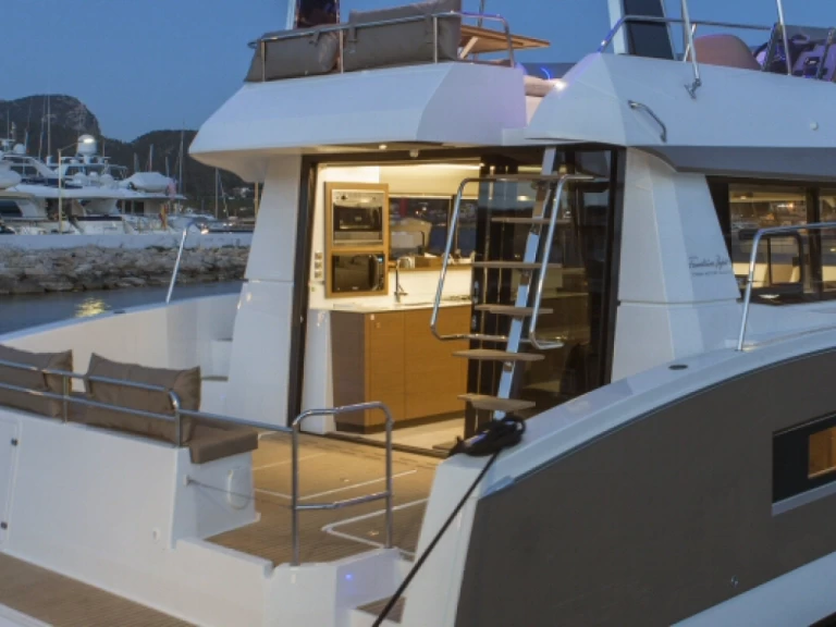 Wynajem Motorówka w Biograd na Moru - Fountaine Pajot Fountaine Pajot MY 37