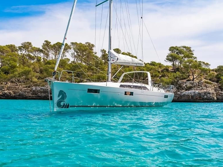 Wynajem łodzi Bénéteau Oceanis 41.1 w Alimos na SamBoat 