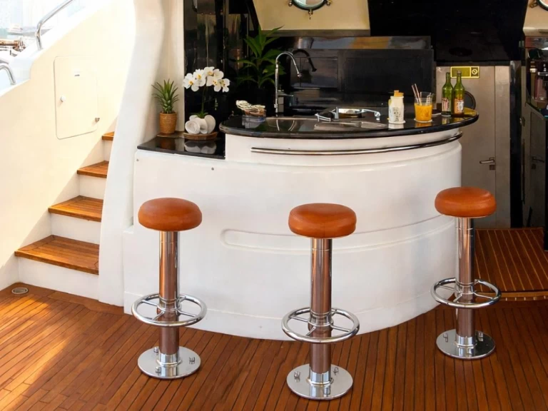 Wynajem Luksusowy jacht Benetti z patentem 