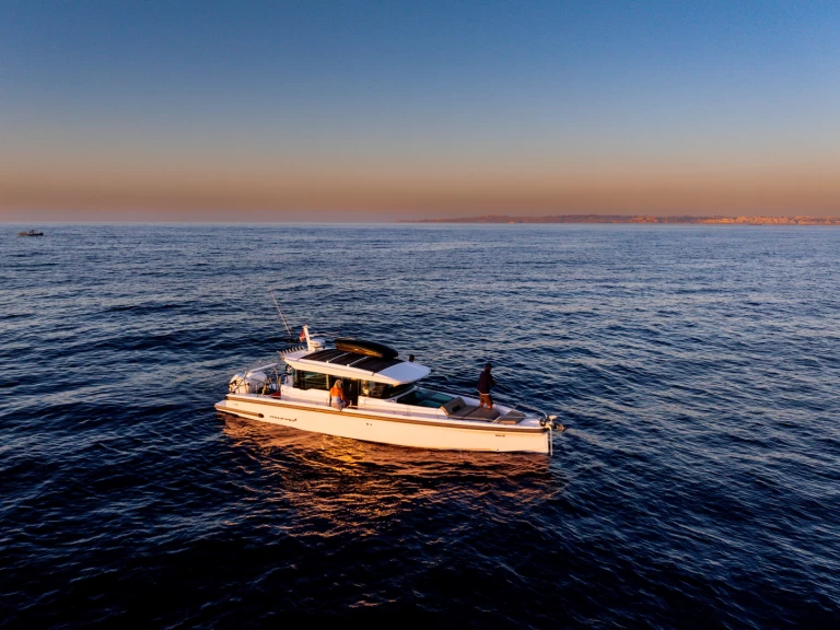 Wynajem w Valletta- Axopar Axopar 37 XC Cross Cabin na SamBoat