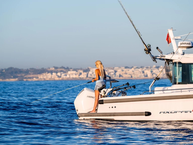 Wynajem łodzi Valletta tanio Axopar 37 XC Cross Cabin