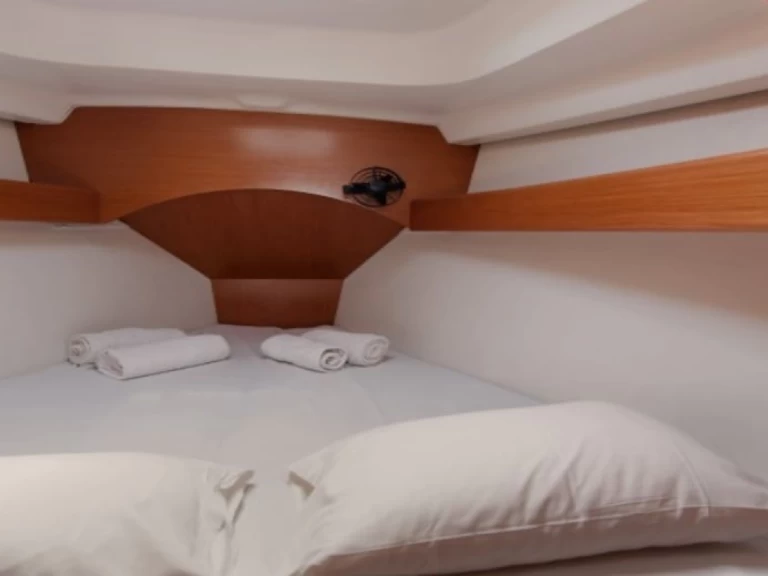 Wynajmij Bénéteau Cyclades 43.4 w Piraeus