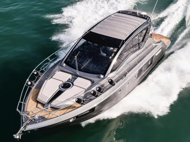 Wynajem łodzi Beaulieu-sur-Mer tanio Cranchi M44 HT