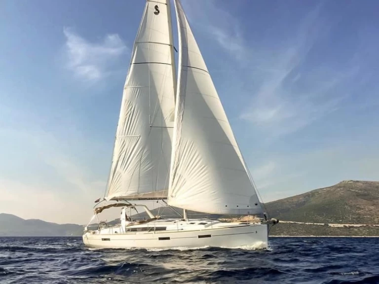 Wynajem łodzi Bénéteau Oceanis 45 w San Miguel De Abona na SamBoat 