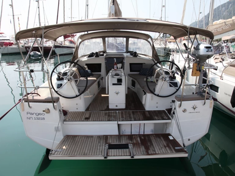 Wynajem w Benítses- Jeanneau Sun Odyssey 410 na SamBoat