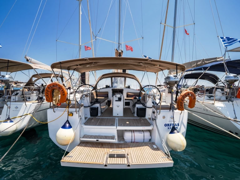 Wynajem łodzi Jeanneau Sun Odyssey 440 w Lavrio na SamBoat 