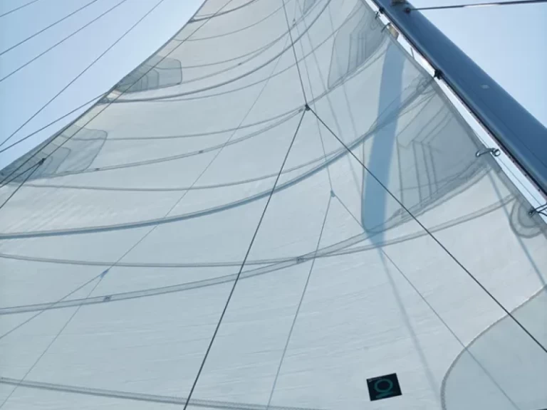 Wynajmij Bénéteau Oceanis 50 Family w Eleusis