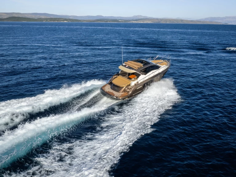 Wynajem łodzi Cranchi Cranchi M44 HT w Split na SamBoat 