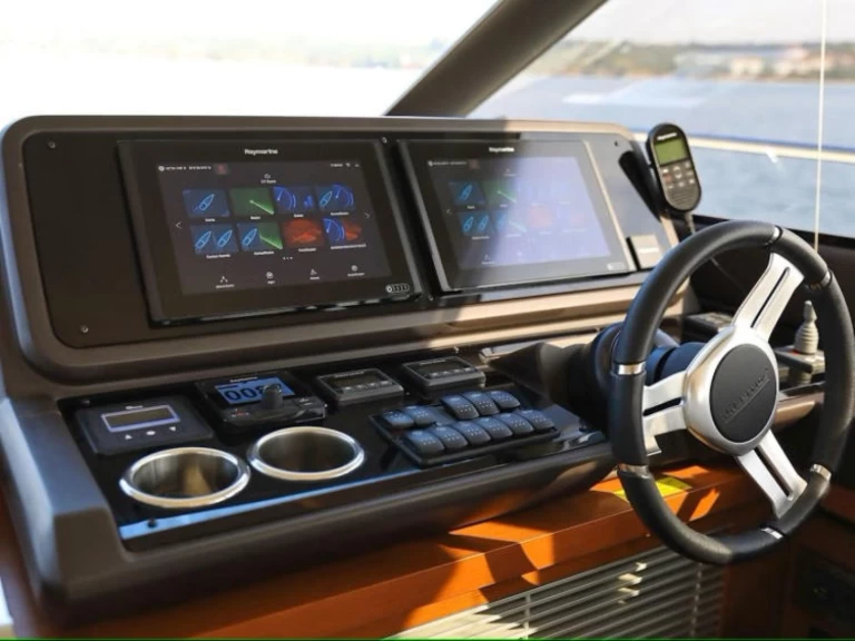 Jeanneau Prestige 520 Flybridge - 3 + 1 cab. między profesjonalistami a osobami prywatnymi w Split