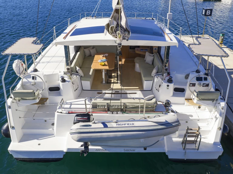 Wynajem Katamaran Bali z patentem 