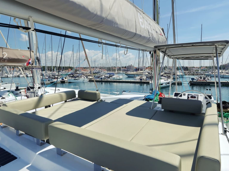 Wynajem Katamaran w Biograd na Moru - Bali Bali Catspace Voile