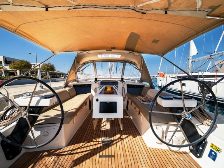 Żaglowiec do wynajmu w Rhodes (City) w najlepszej cenie