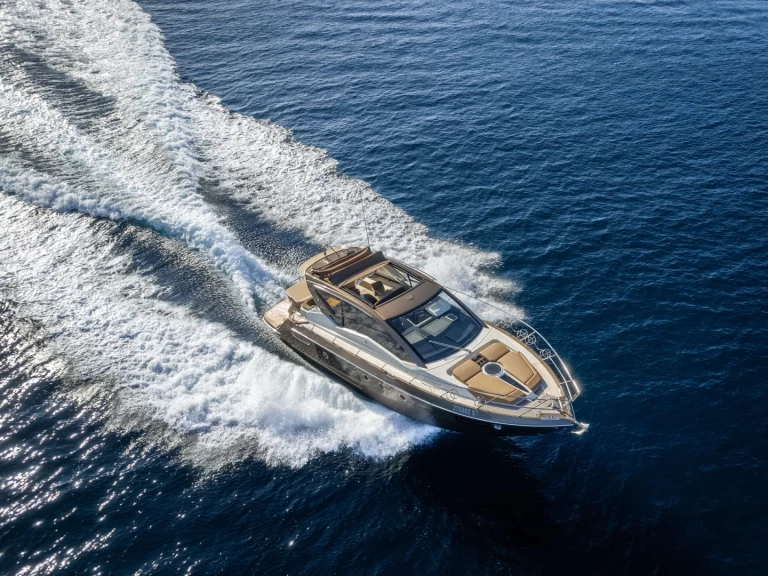 Cranchi Cranchi M44 HT między profesjonalistami a osobami prywatnymi w Split