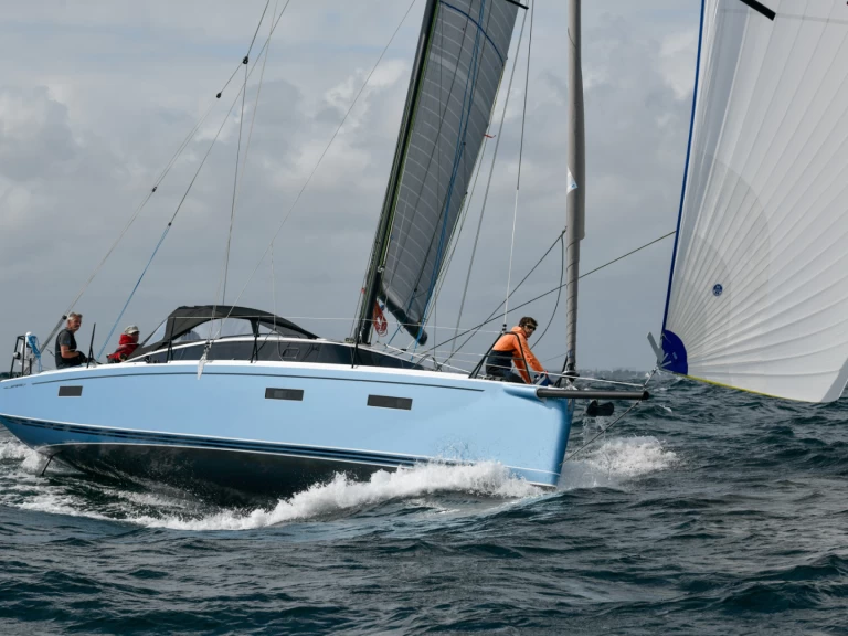 Wynajem łodzi La Rochelle tanio JPK 39 FC