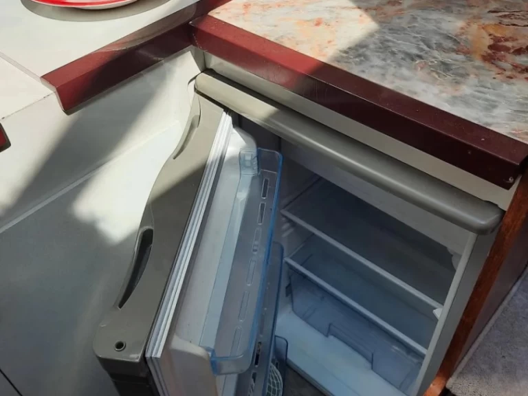 Wynajem łodzi Pula tanio rivarama 44