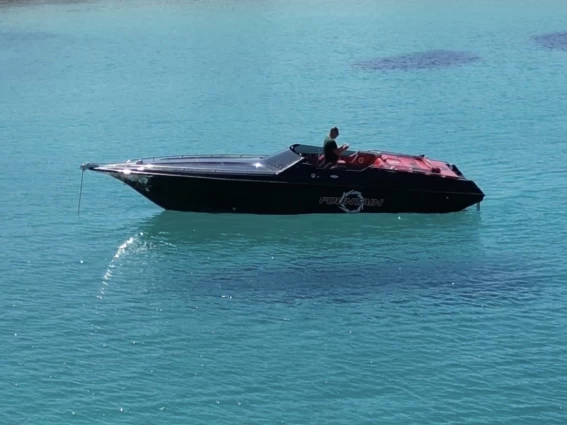 Wynajem Motorówka Fountain z patentem 