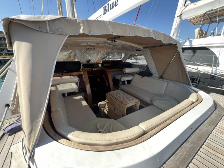 Wynajmij Jongert 2000 s  w Cannes